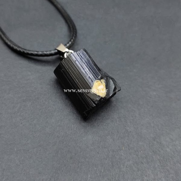 گردنبند بلور سنگ تورمالین سیاه (کدB505)